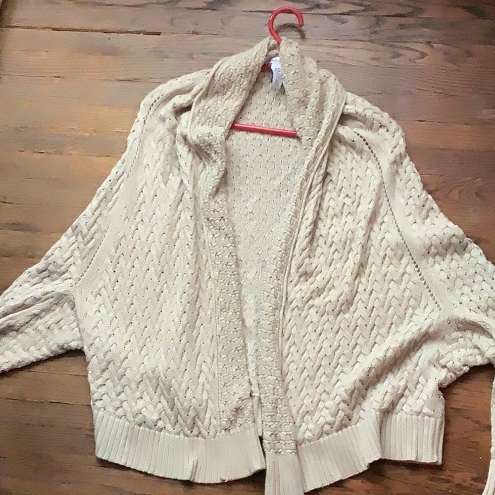 Shawl like sweater